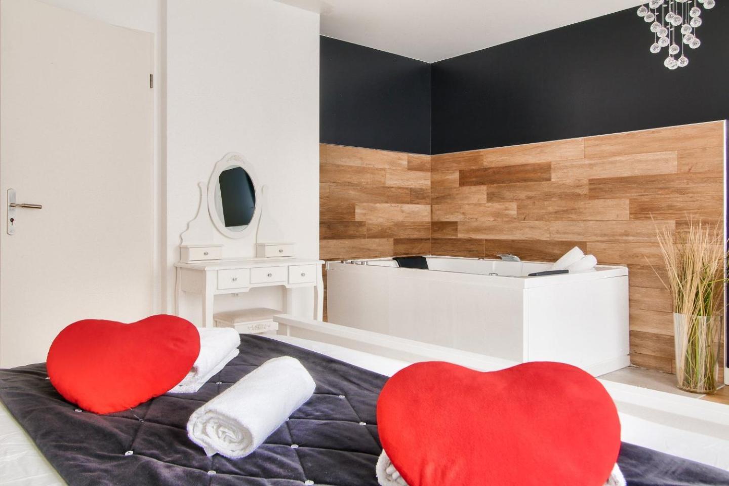 123Home - Suite & Spa Xl Montévrain Exteriör bild