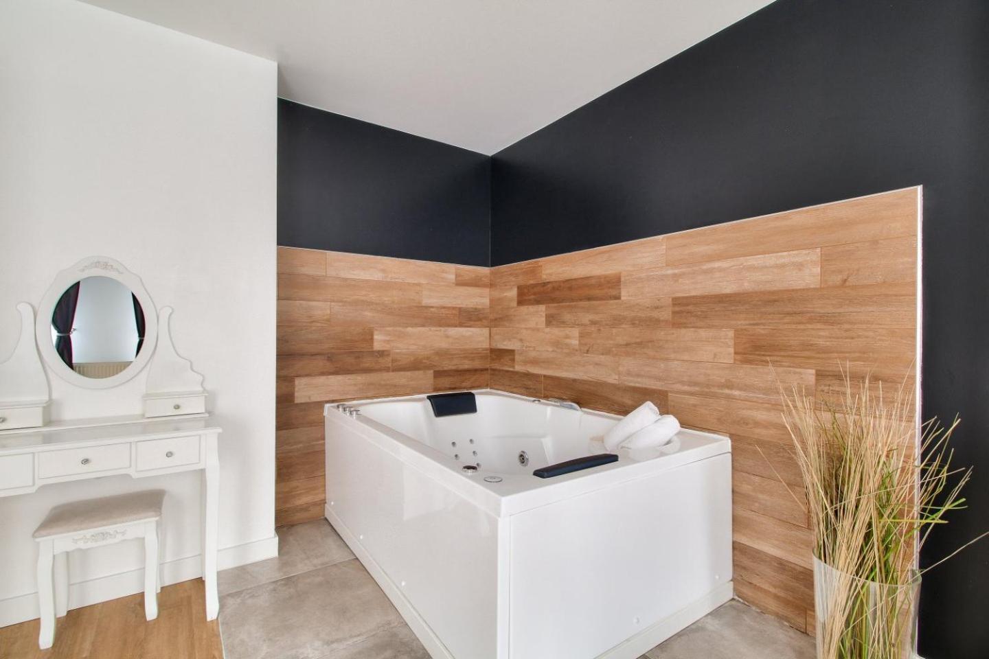 123Home - Suite & Spa Xl Montévrain Exteriör bild